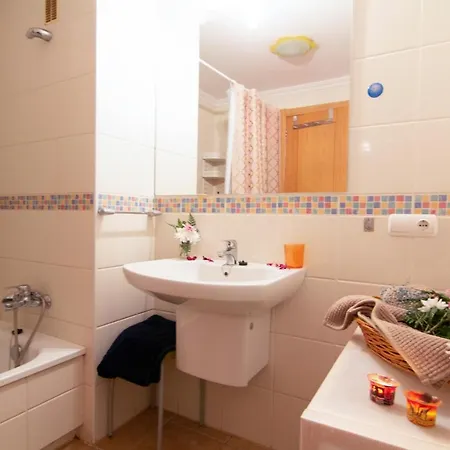 - Bonito Y Luminoso Apartamento Junto Al Mar Apartamento La Tejita