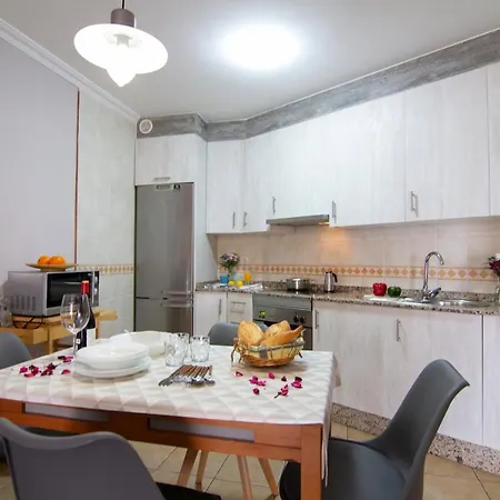 Apartamento - Bonito Y Luminoso Apartamento Junto Al Mar *